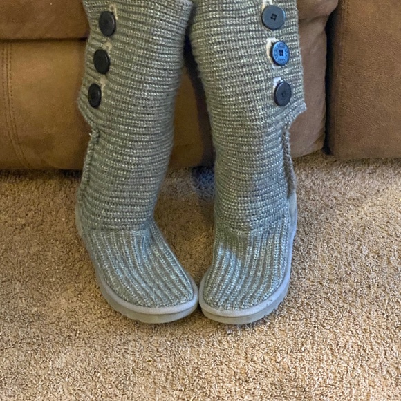UGG boots - Picture 1 of 7